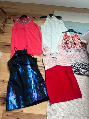 BEBE BUNDLE 5 dresses size large